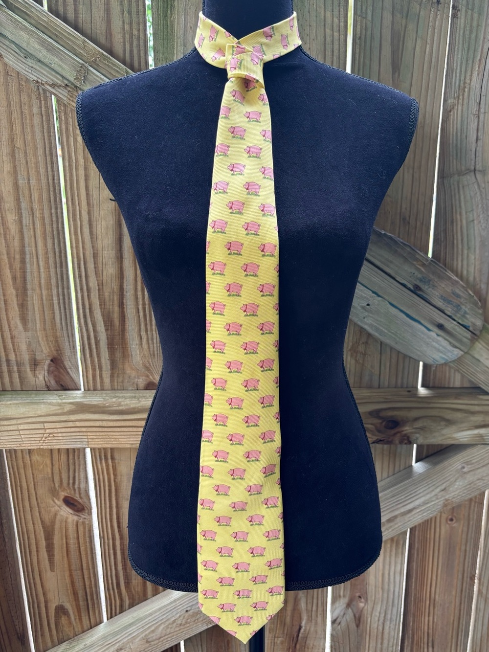 Southern Proper Yellow Silk Pink Pigs in Red Bow Ties Necktie Size 60”L